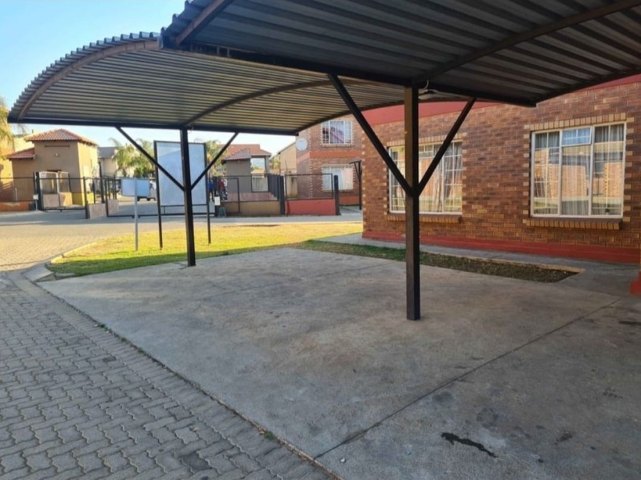 3 Bedroom Property for Sale in Waterval East North West